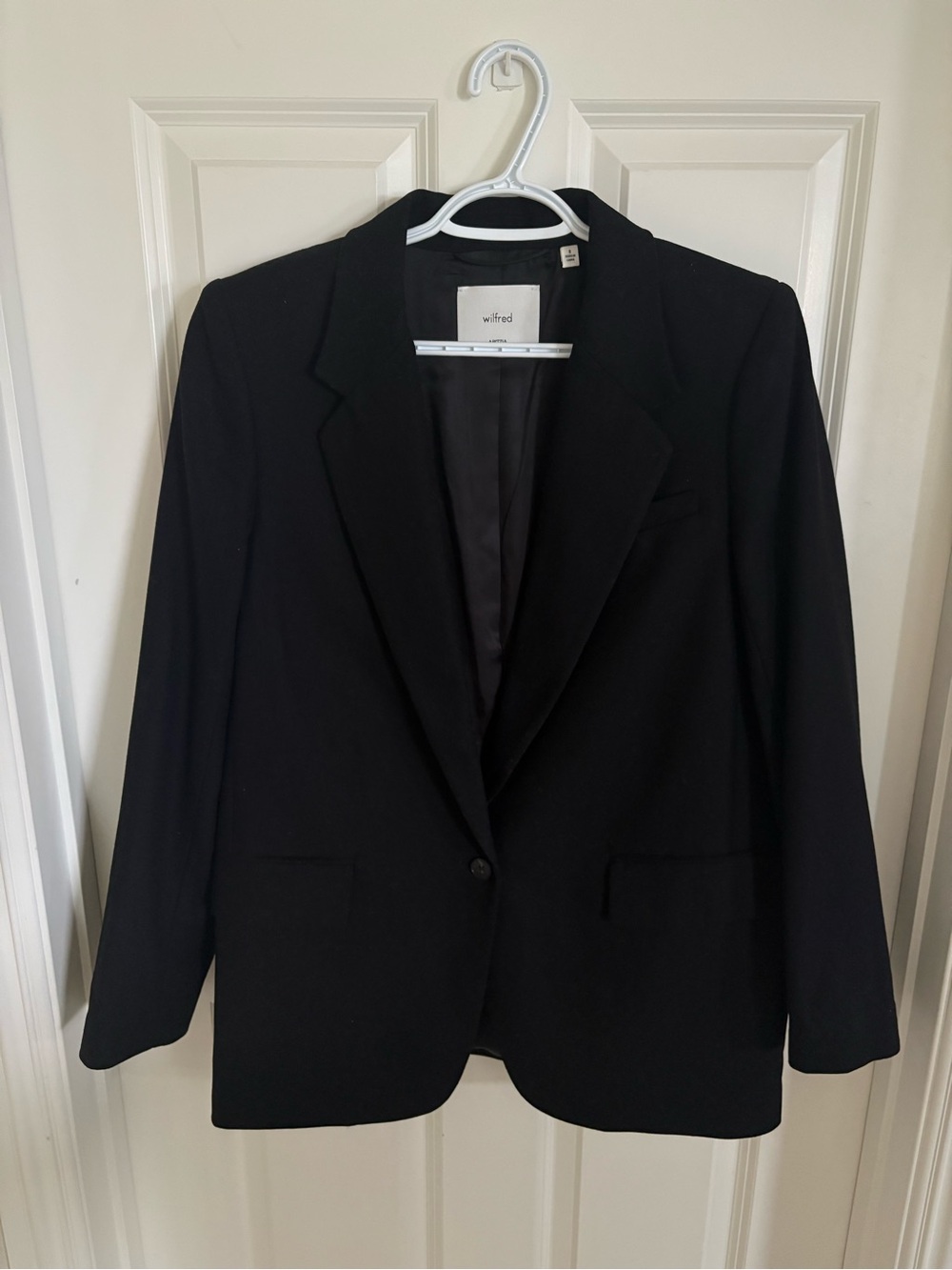 Aritzia Wilfred Black Blazer